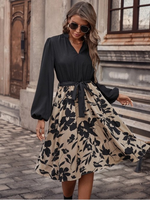  Floral Print Lantern Sleeve Belted Dress